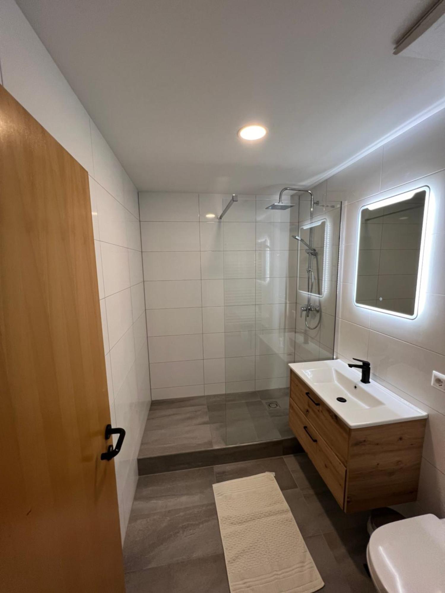 Cara Apartments Warmbad Villach Ngoại thất bức ảnh